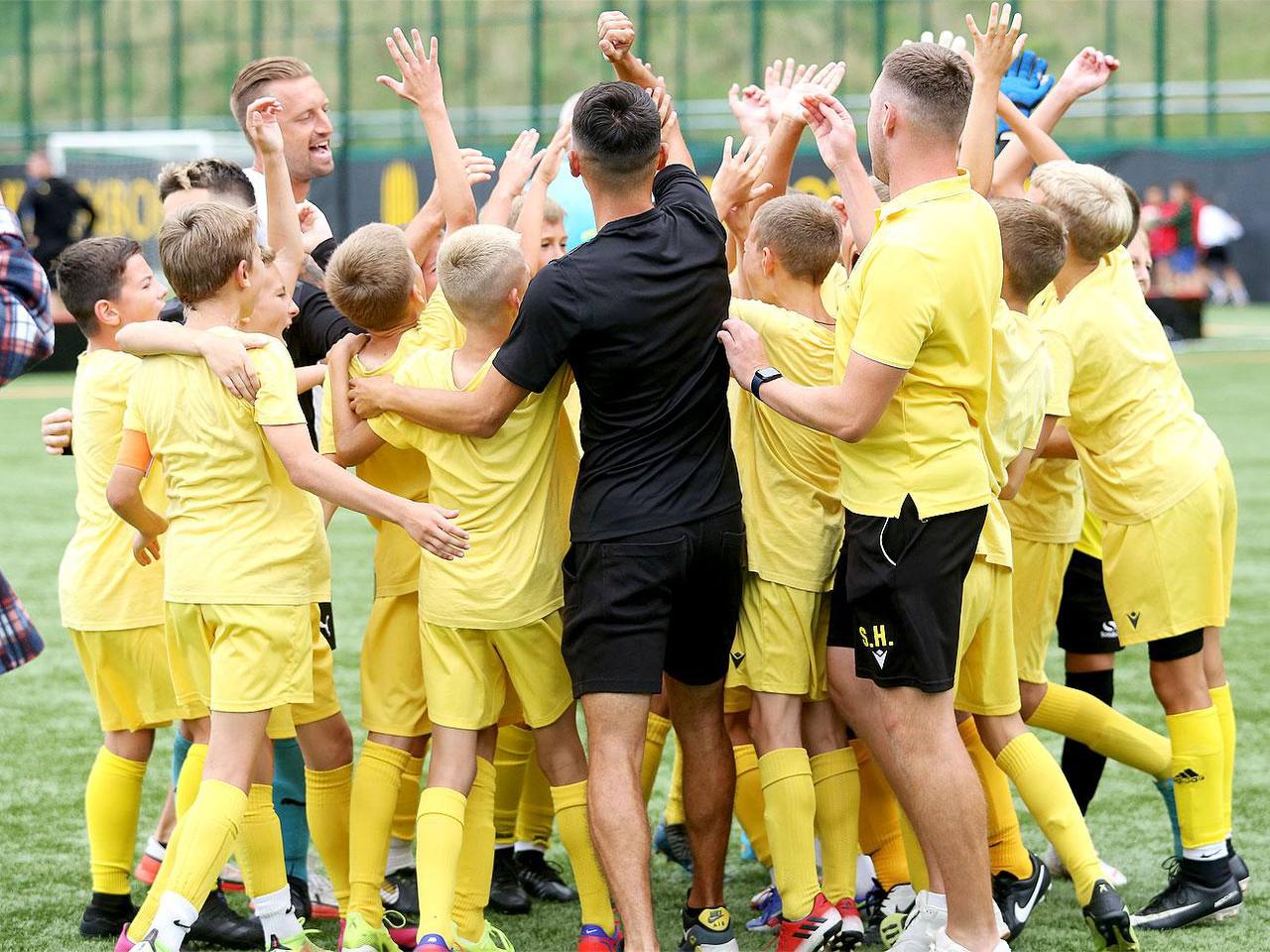 Григорий Козловский раскрыл амбициозные планы развития ФК &laquo;Рух&raquo;: строим будущее украинского футбола фото 2 1