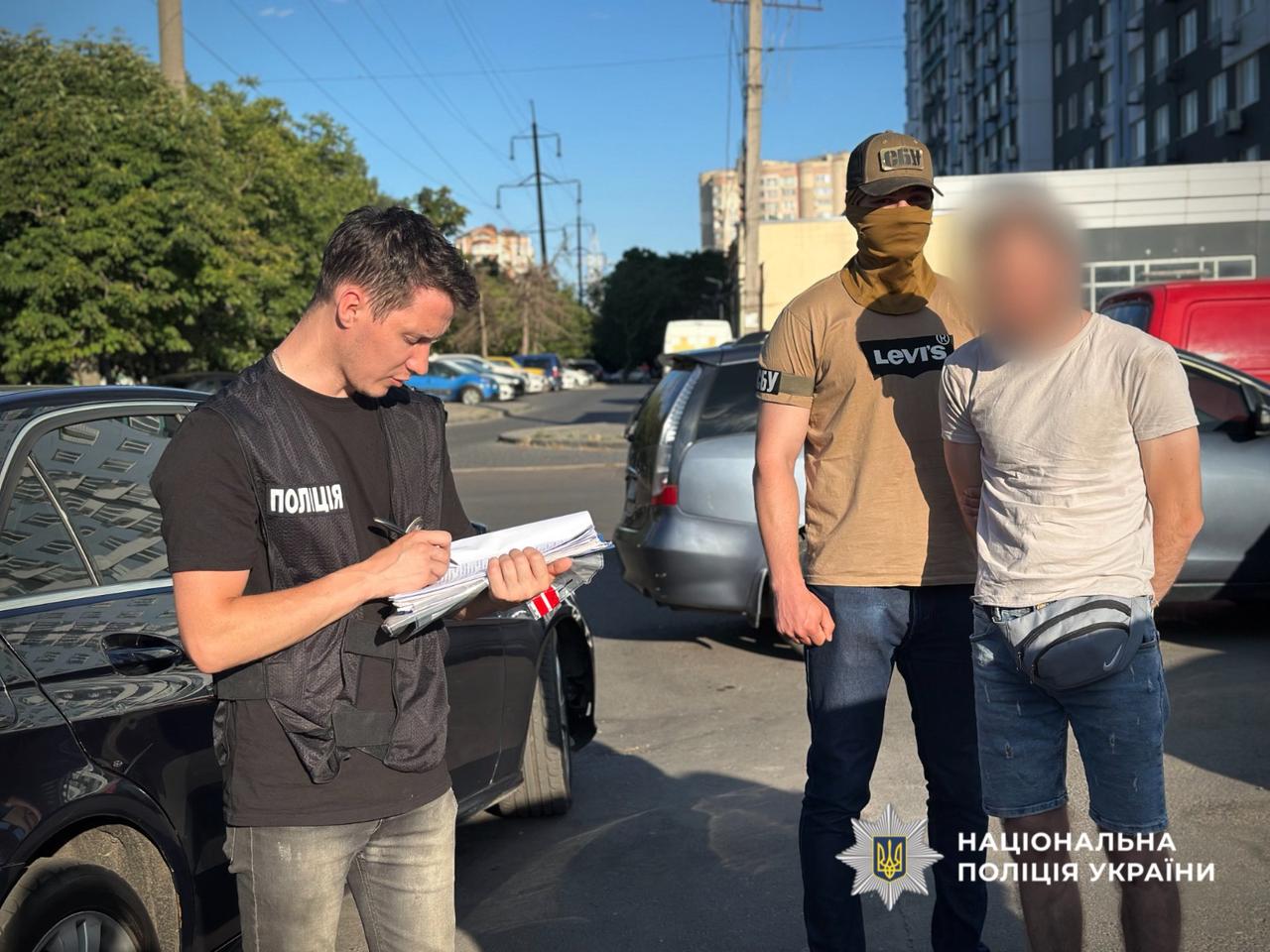 В Одессе за 11 000 долларов обещали 