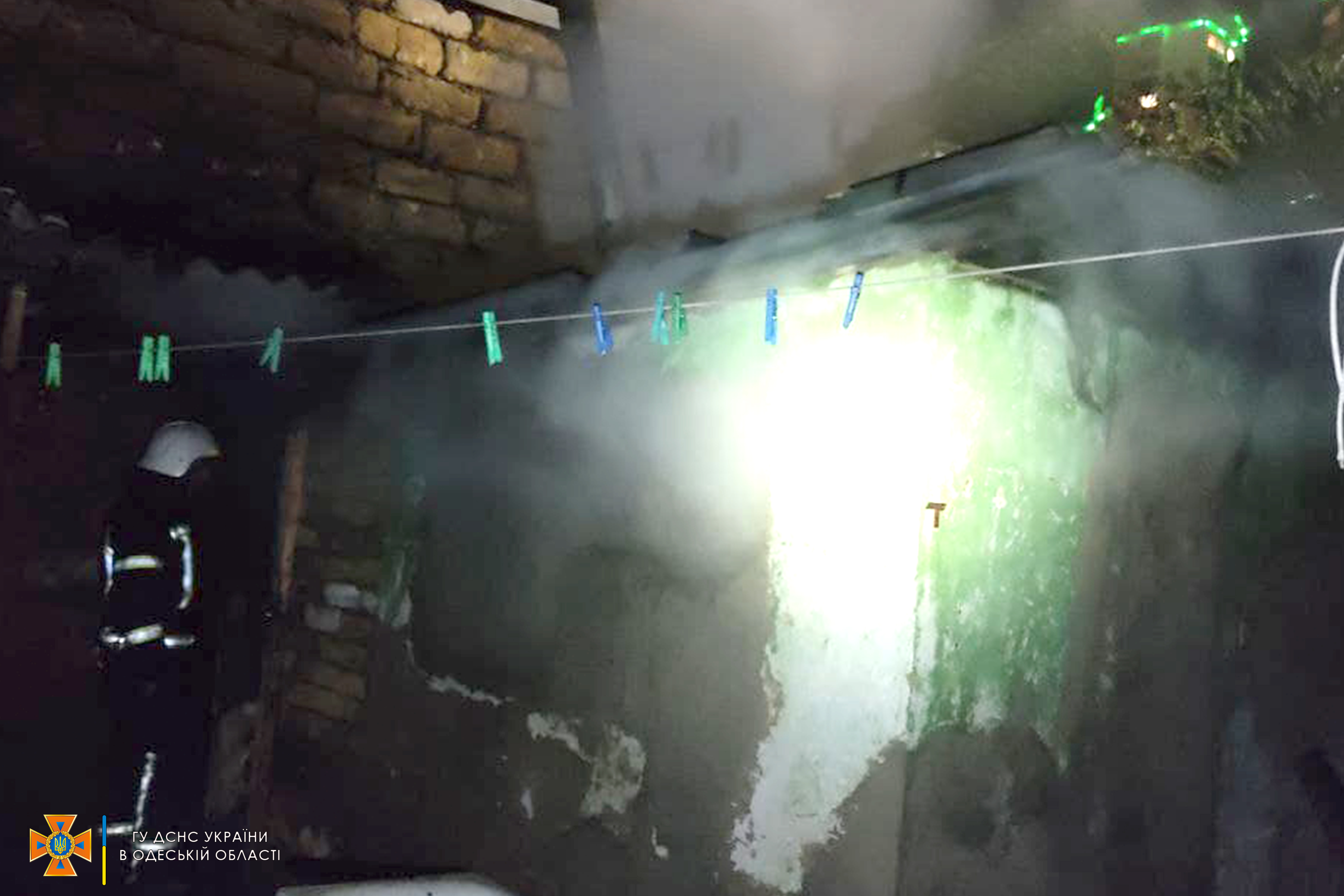 На Леваневского загорелась пристройка частного дома. Фото: пресс-службы ГСЧС