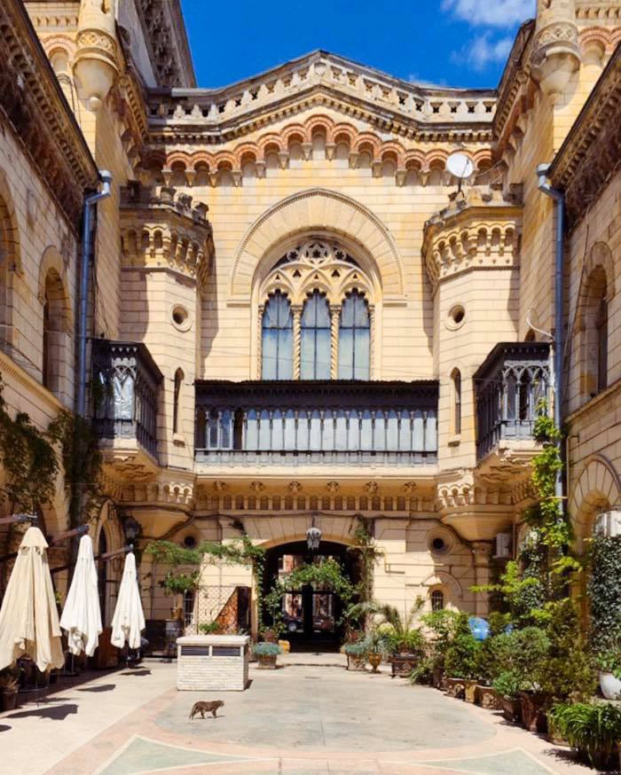 Какие летние площадки работают после послабления карантина в Одессе. Фото: Bernardazzi