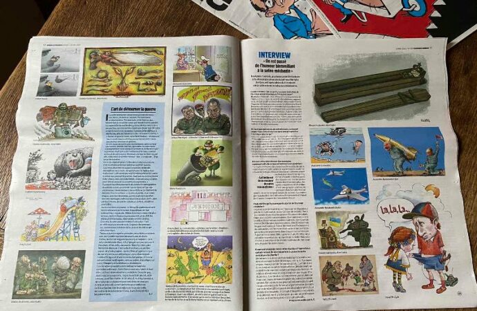 Журнал Charlie Hebdo опубликовал карикатуры с одесской выставки.