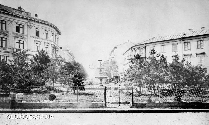 На месте памятника Екатерине II в Одессе может появиться фонтан.