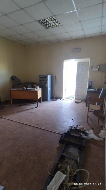 В Одессе за гривну решили продать здание приемного радиоцентра аэропорта.