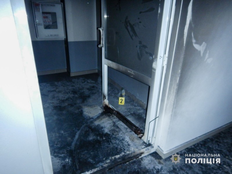 В Одесі чоловік проник у ЖК та влаштував там підпал.