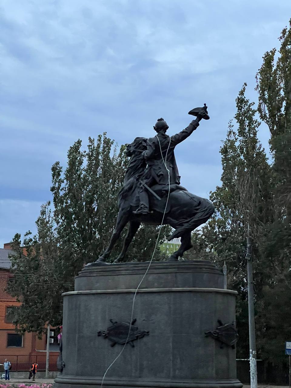 На пам'ятник Суворову в Одесі накинули зашморг: фотофакт.