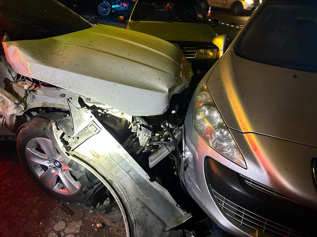 Влетіли до стрипбару: у поліції розповіли подробиці ДТП на Рішельєвській в Одесі.