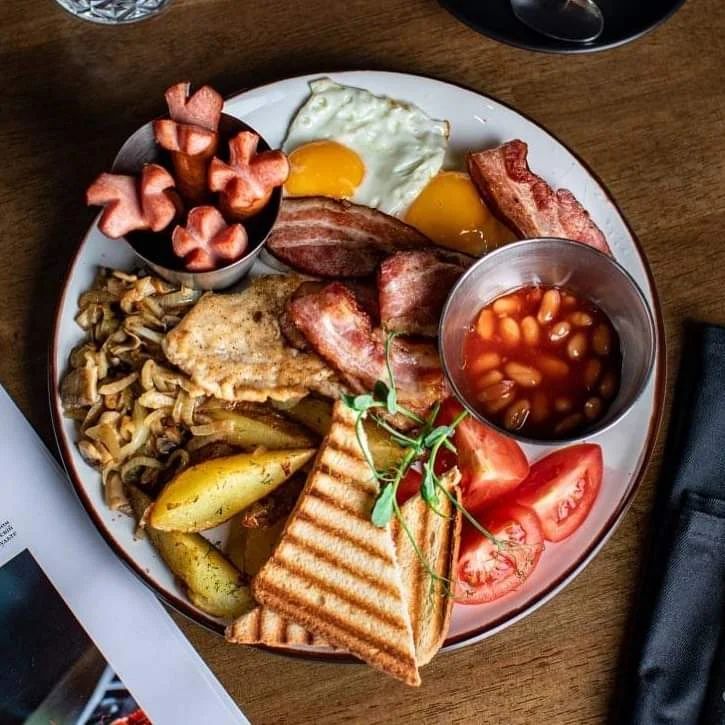 Mick O'Neill's Irish Bar.