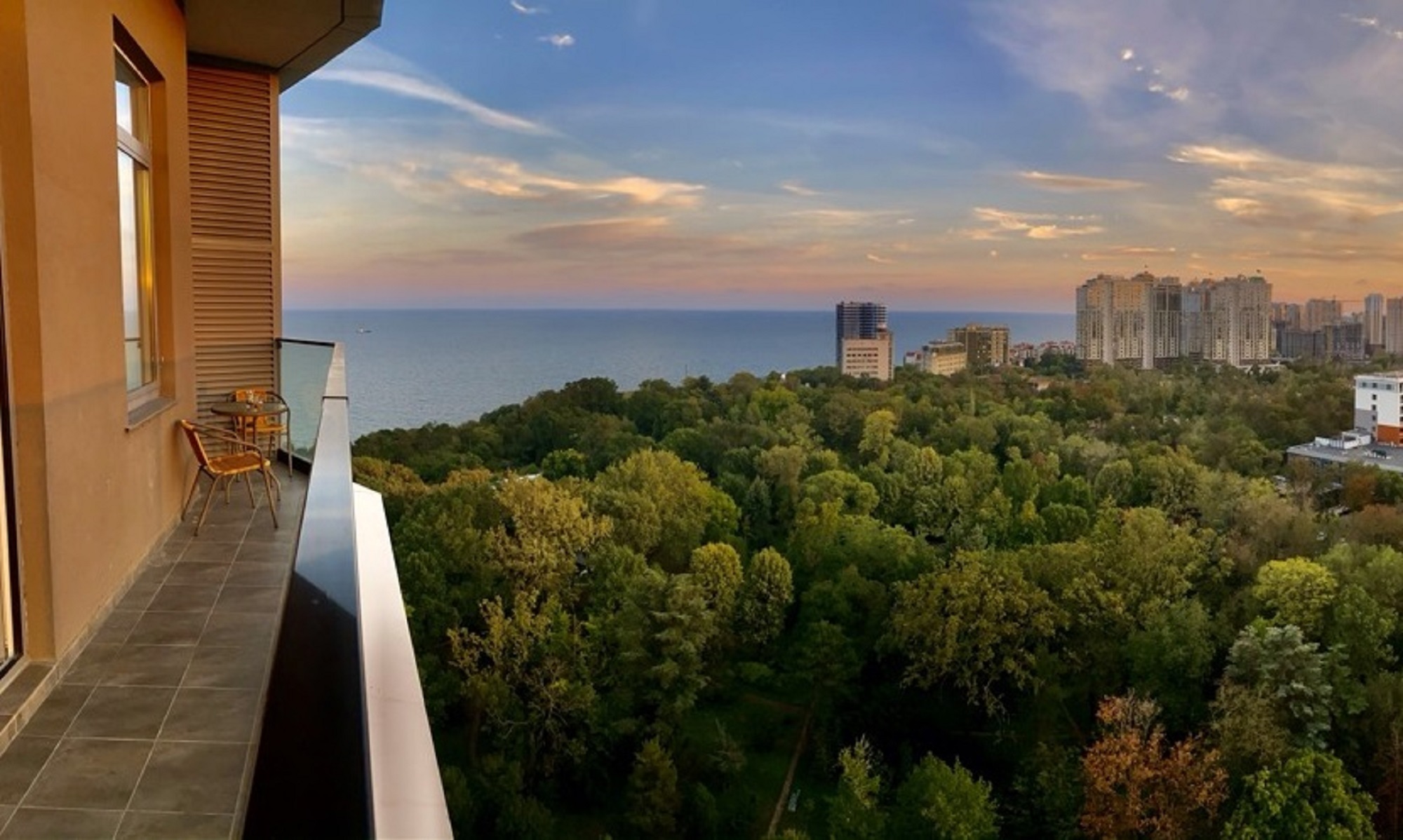 Apart Hotel Greenwood Near Sea.