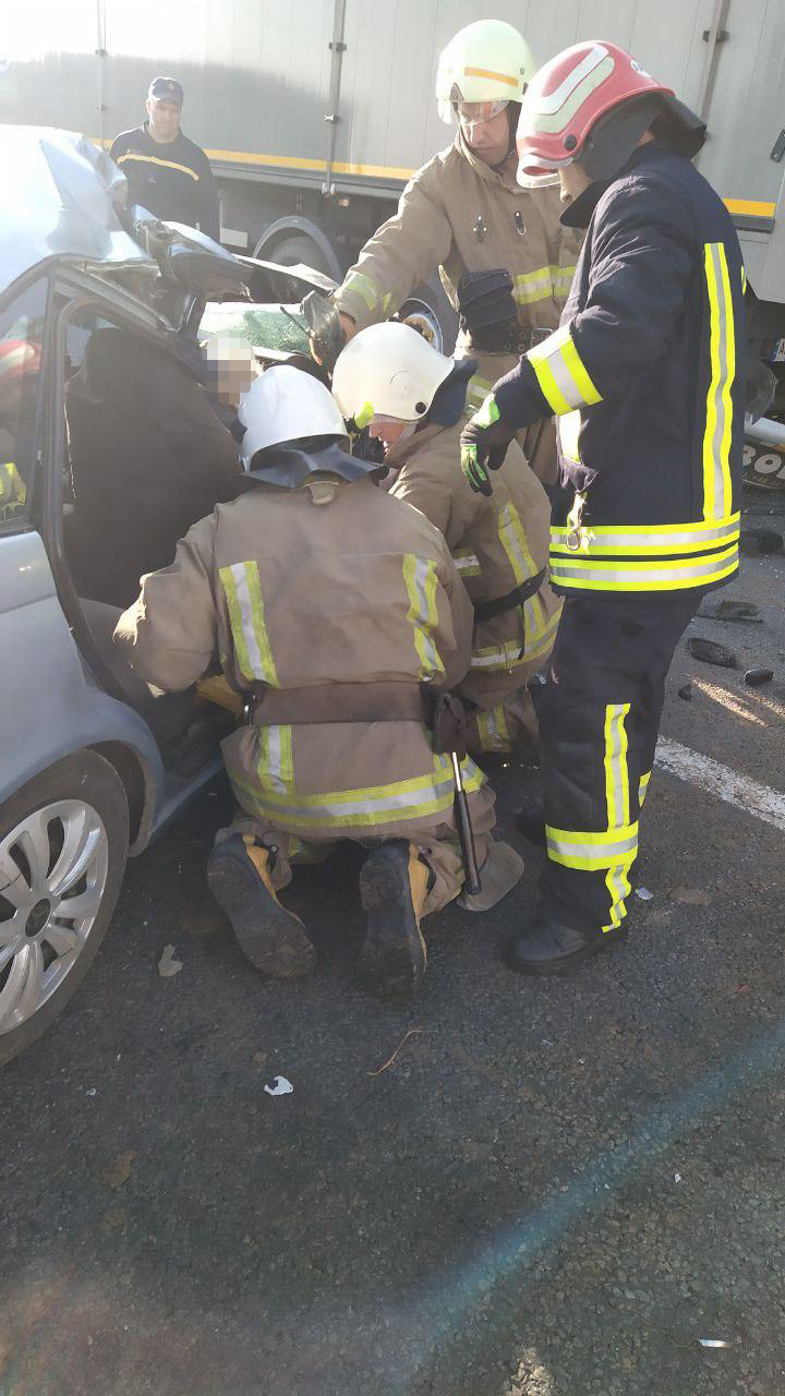 На трассе Одесса-Рени произошло смертельное ДТП: пострадала семья.