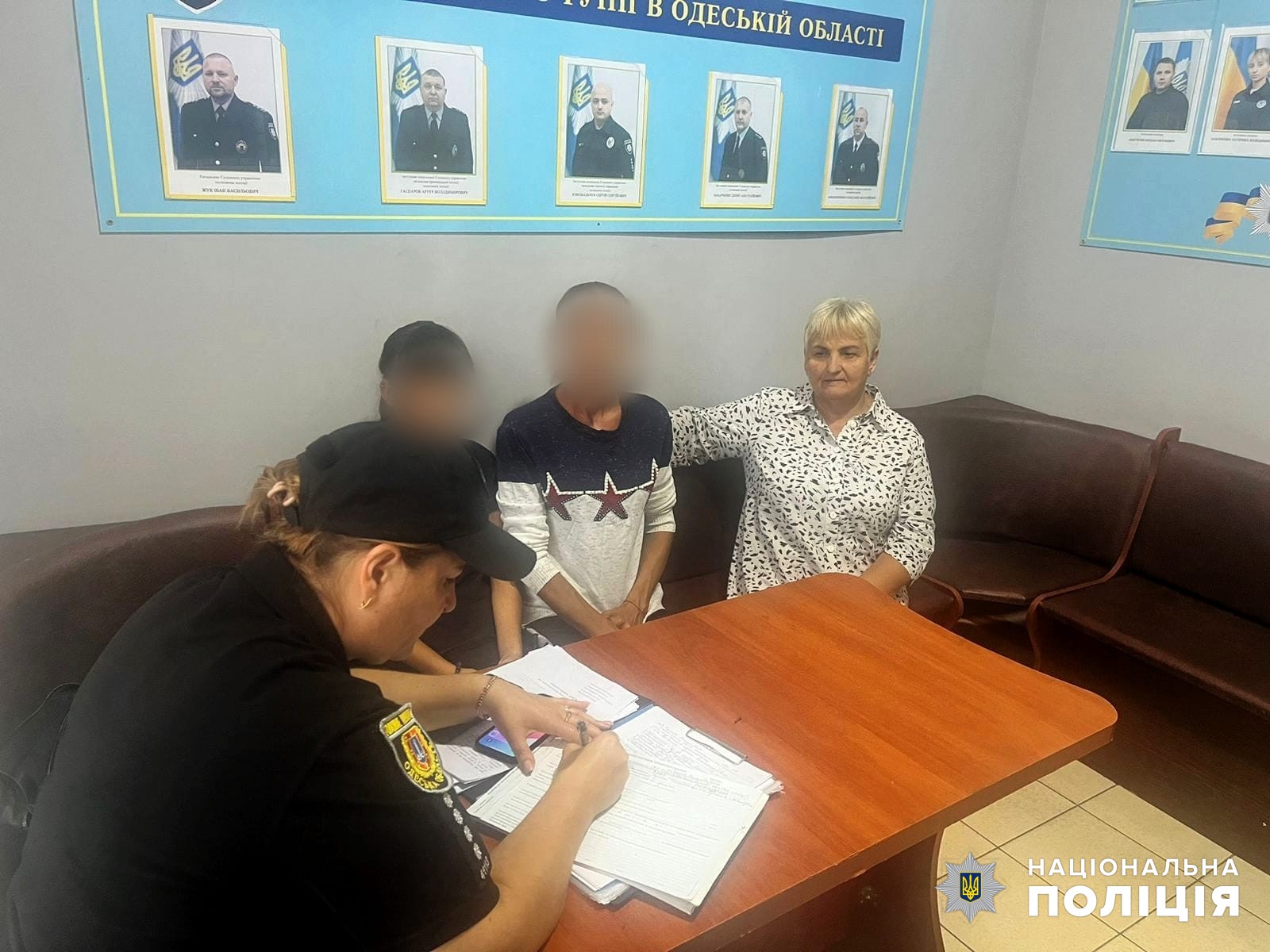Поліцейські розшукали безвісти зниклу 12-річну жительку Роздільнянщини у районному центрі.