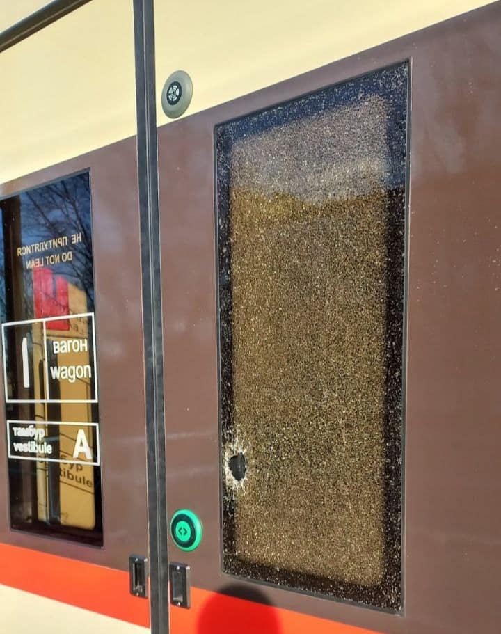 Новый поезд "Одесса-Измаил" уже испортили вандалы. Фото: facebook.com/Ukrzaliznytsia