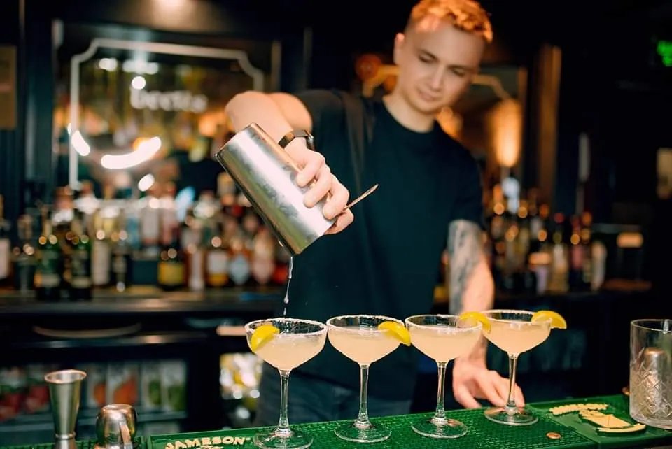 Ірландський паб Mick O'Neills.