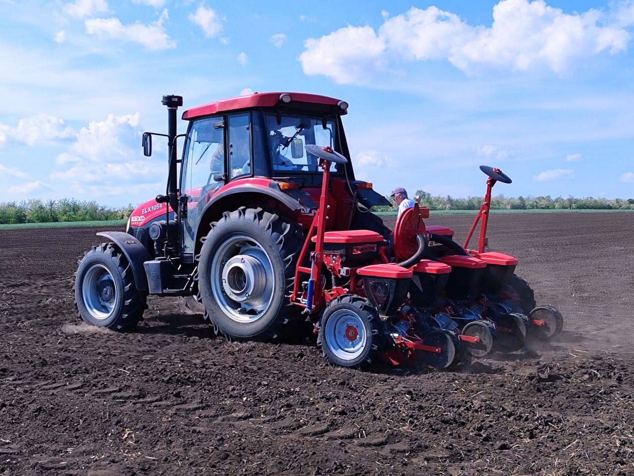 Першу одеську бавовну вже засіяли.