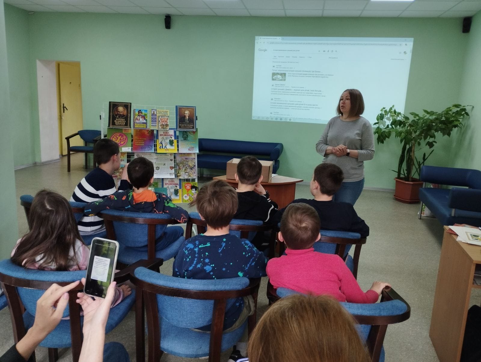 Гала-концерт в детской библиотеке.