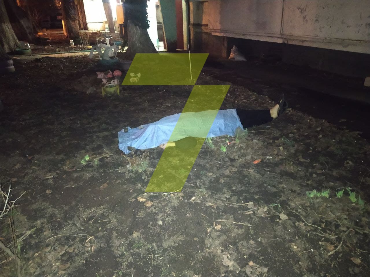 Суицид на проспекте Небесной сотник.