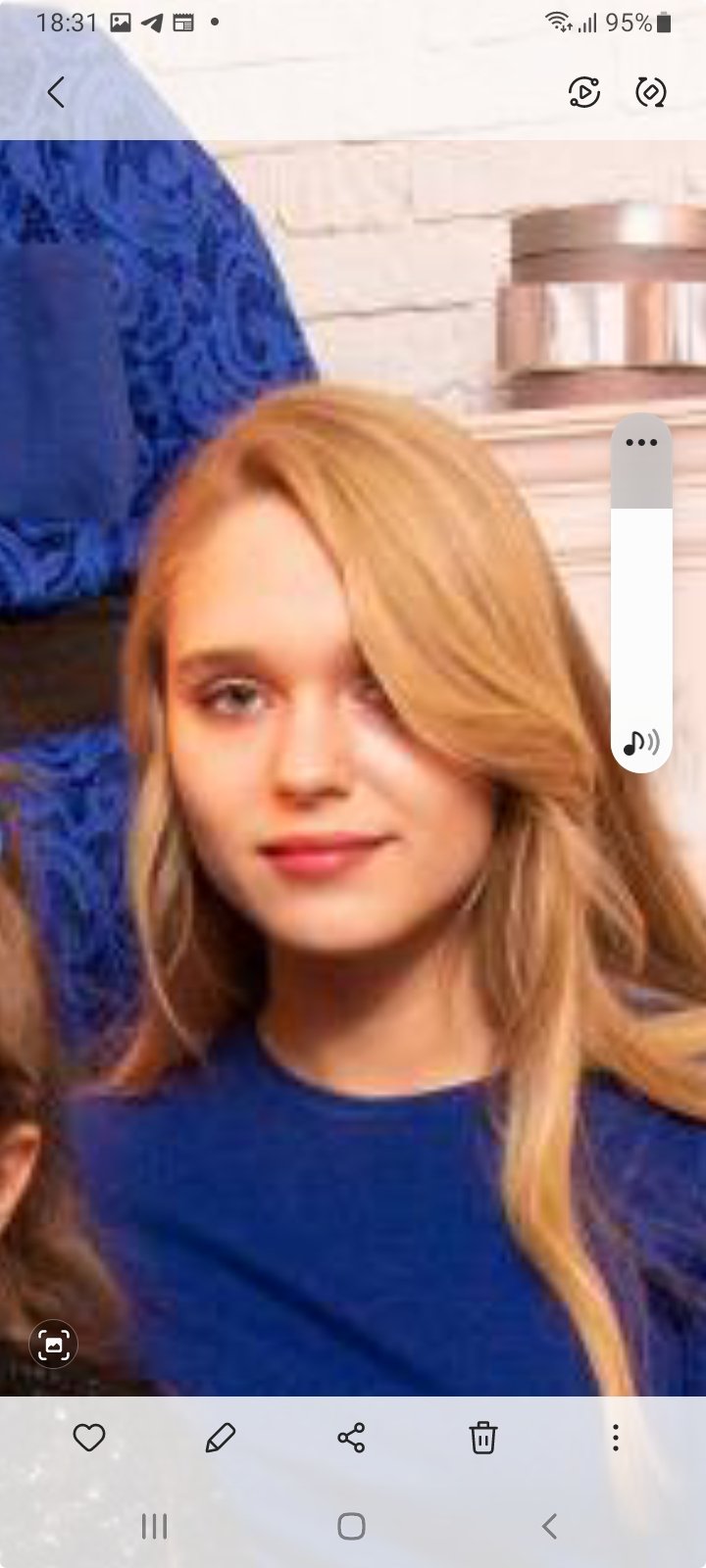 Ушла в убежище и не вернулась: в Одессе пропала девушка