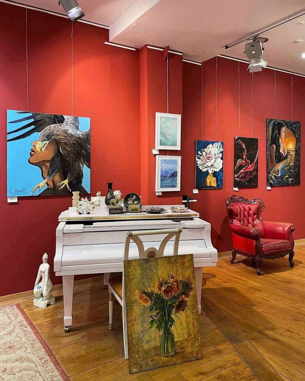 Арт-галерея в ТЦ "Сады Победы" .