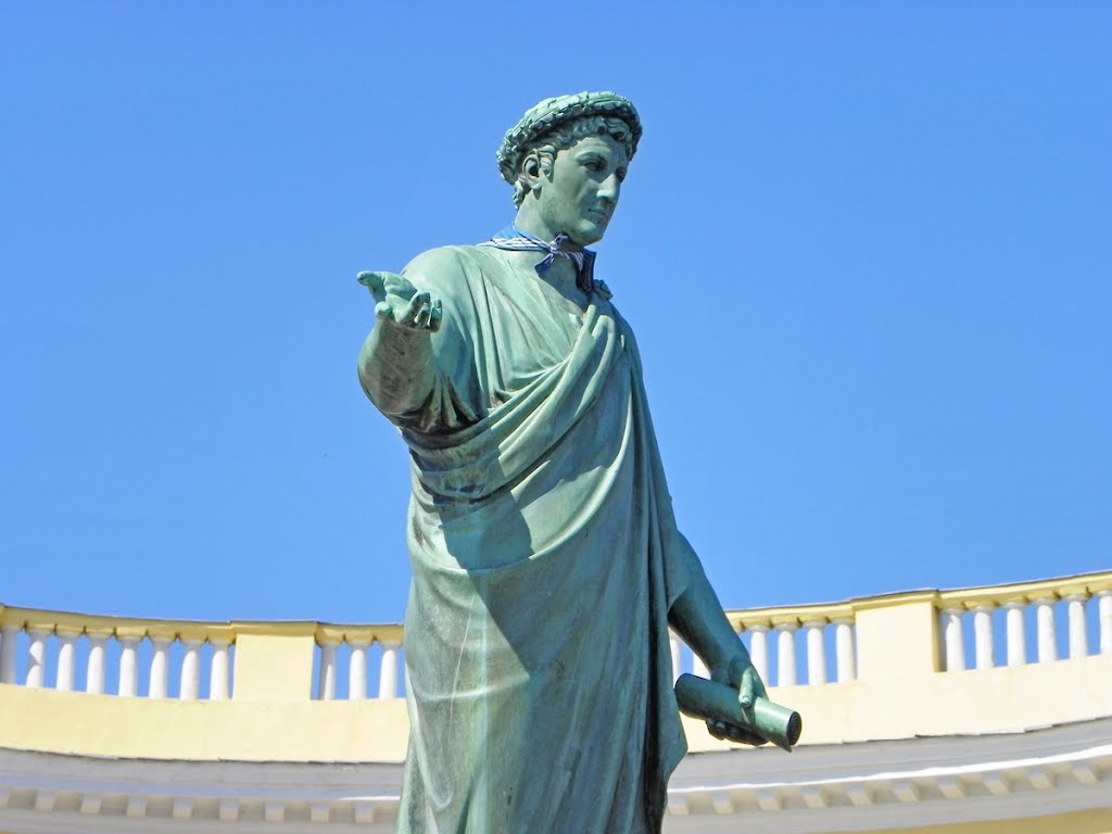 Настоящий одессит Дюк. Фото: planetofhotels.com