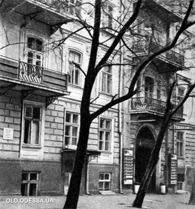 Переулок Чайковского, 12.