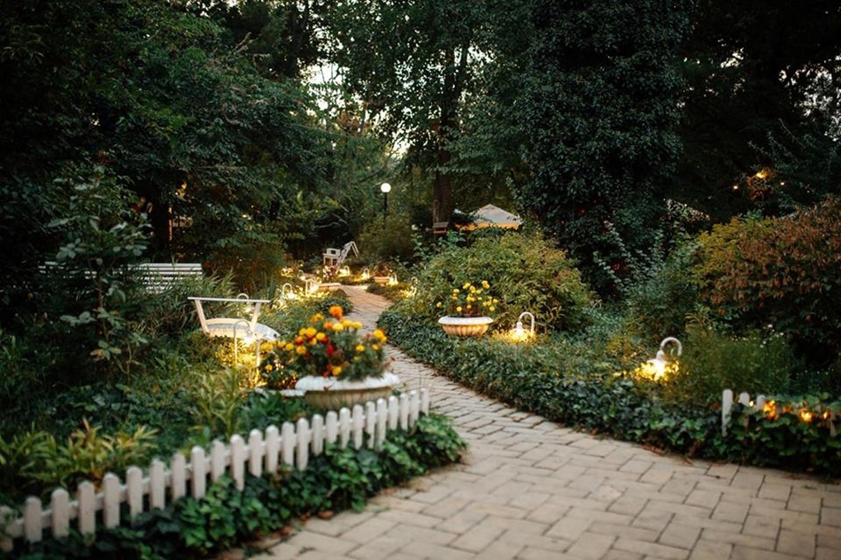 Какие летние площадки работают после послабления карантина в Одессе. Фото: Дача