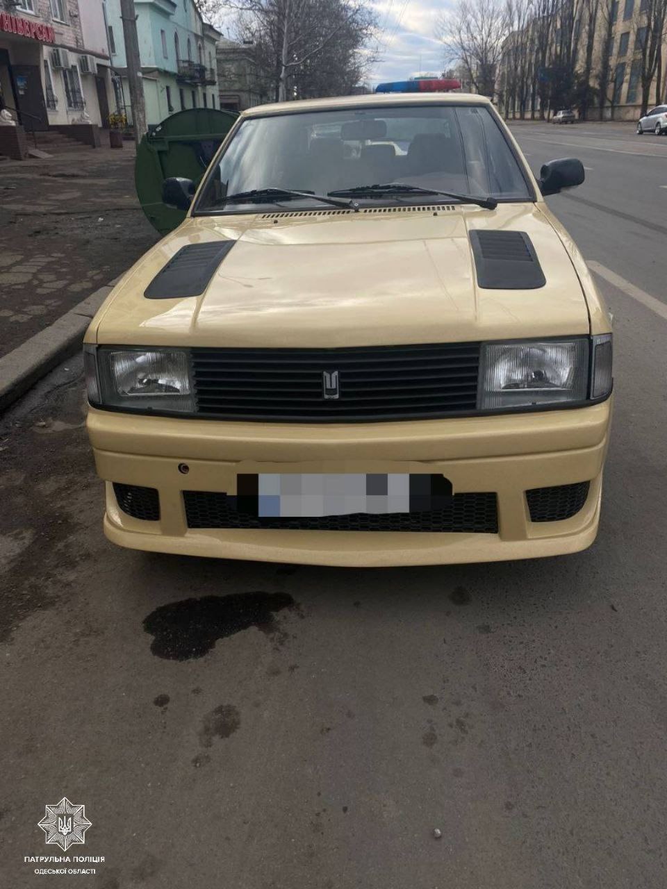 Помогли соцсети: в Одессе поймали водителя, который "гонял" по Столбовой.