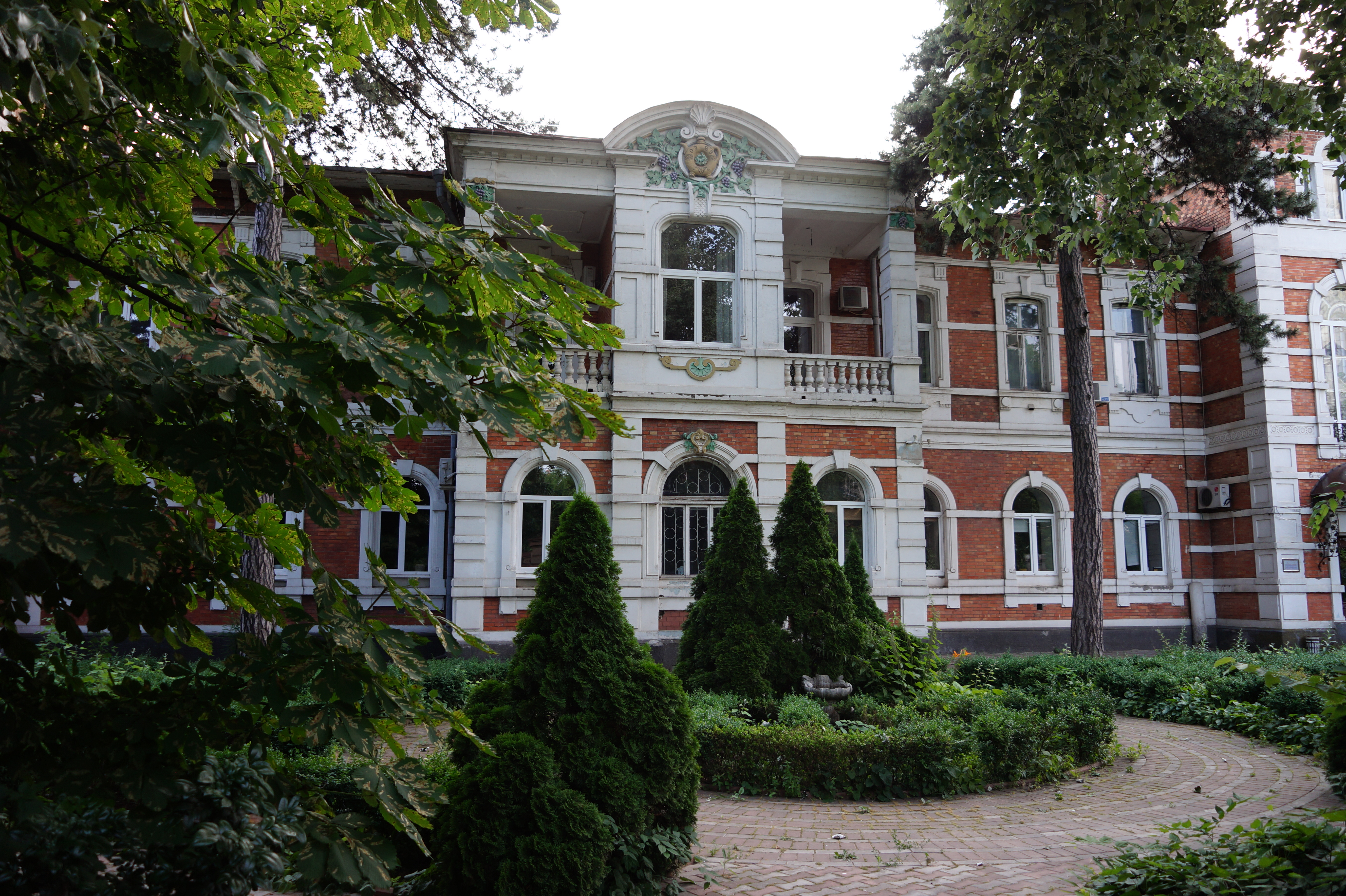 Архитектура на Французском бульваре