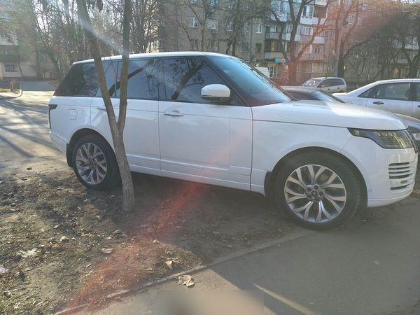 Свежая фотоподборка очень плохой парковки в Одессе за неделю.