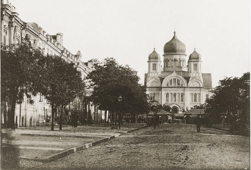 Коблевская улица с видом на Сретенскую церковь. Фототипия Стефана Кульженко.