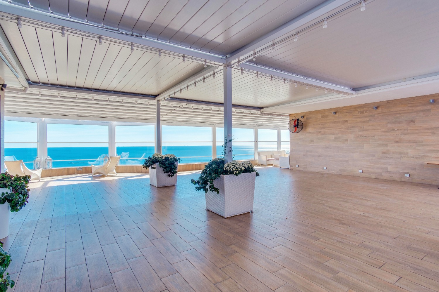 Ресторан отеля Panorama De Luxe.