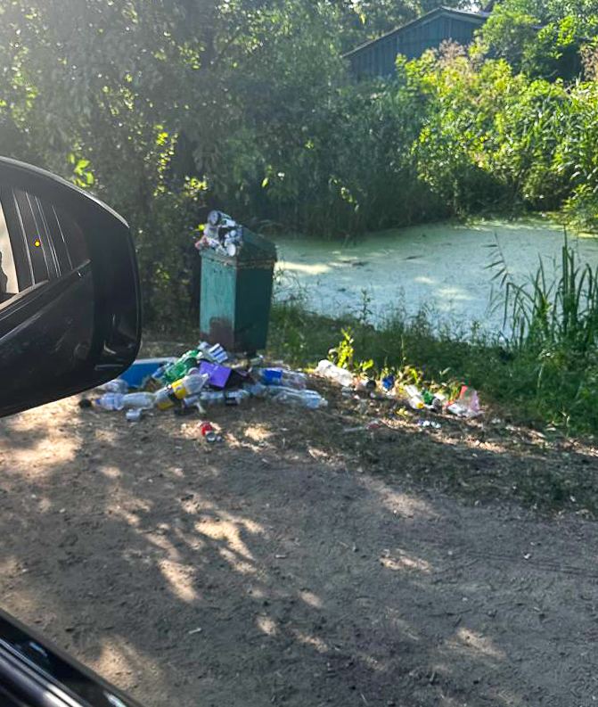 На Одещині в районі Паланки стоять у пробках по п'ять годин: на ситуацію звернули увагу чиновники.