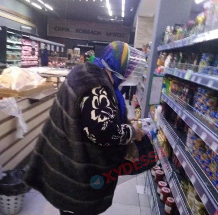 Как защищаются одесситы от коронавируса. Фото: ХО