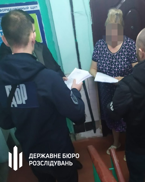 В Одесской области правоохранительница три года безосновательно насчитывала зарплату своей подруге.