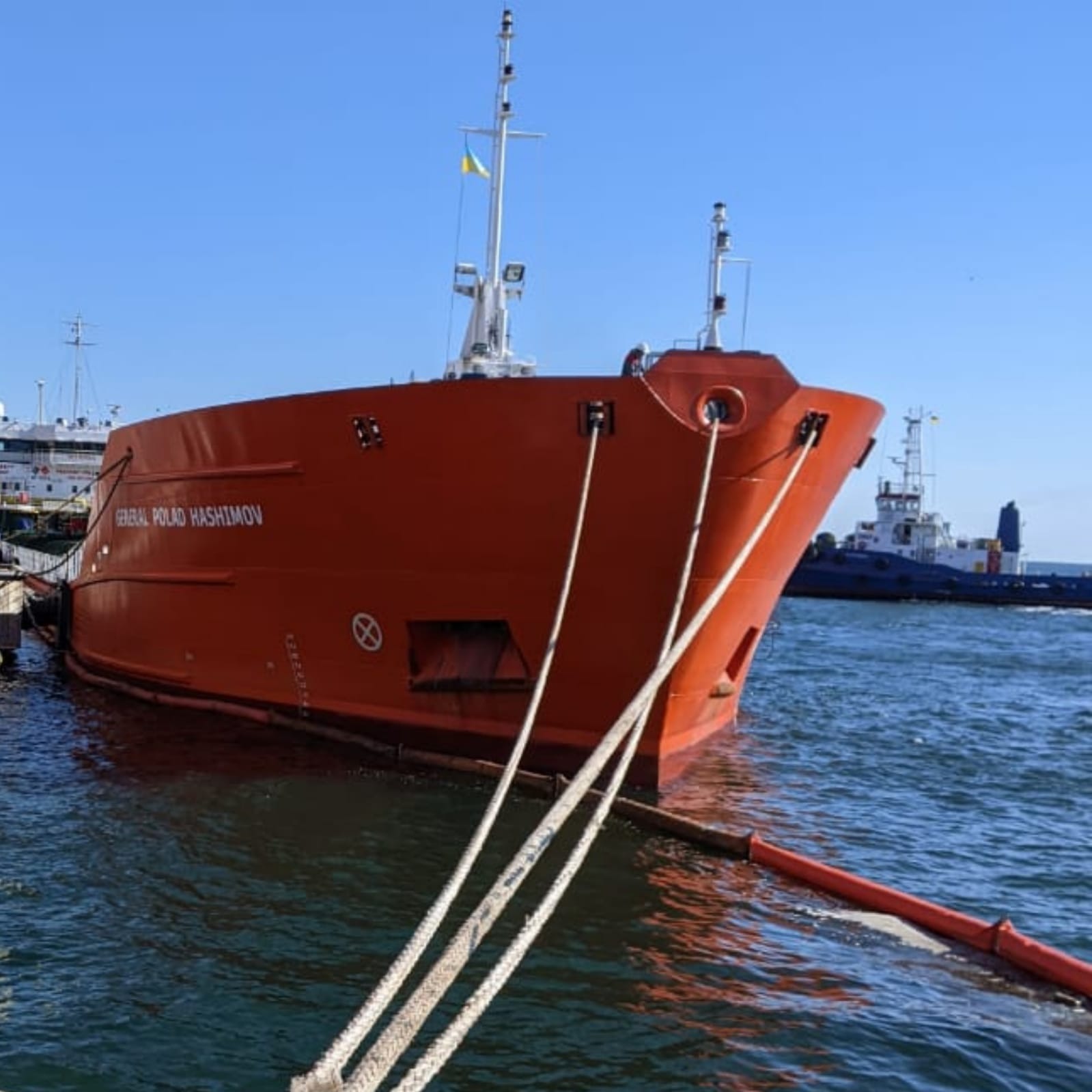 Из портов Одесской области вышли еще пять судов с агропродукцией.