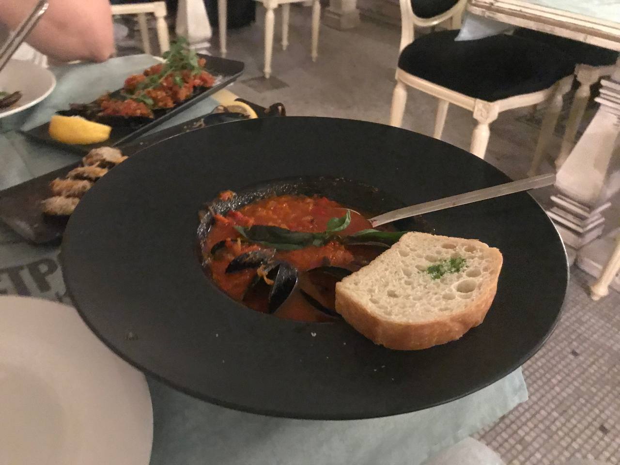 На Дерибасовской наконец-то открыли заведение одесской кухни "Гастроном": обзор ресторана.