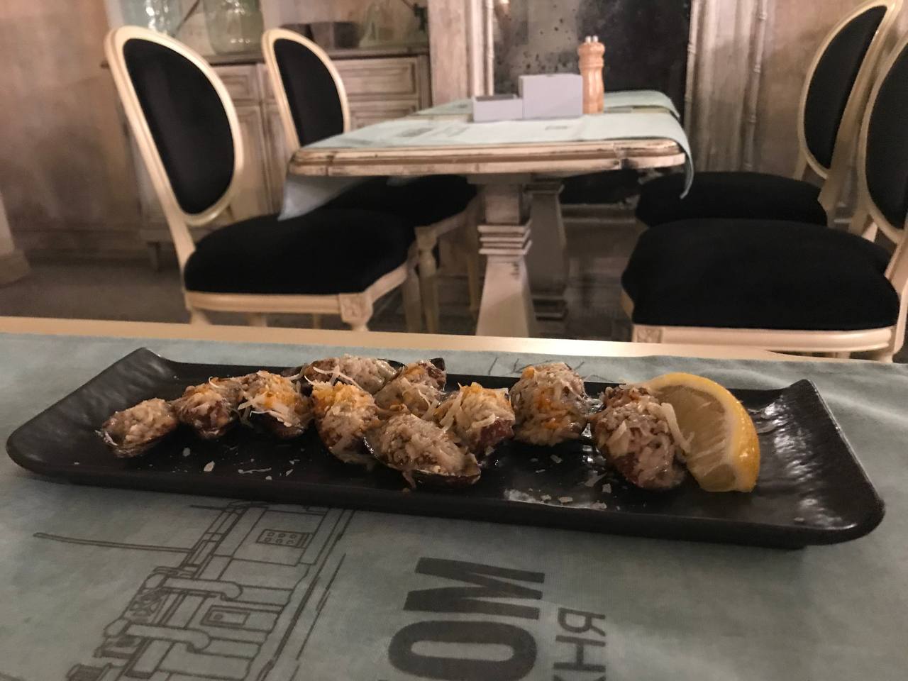 На Дерибасовской наконец-то открыли заведение одесской кухни "Гастроном": обзор ресторана.