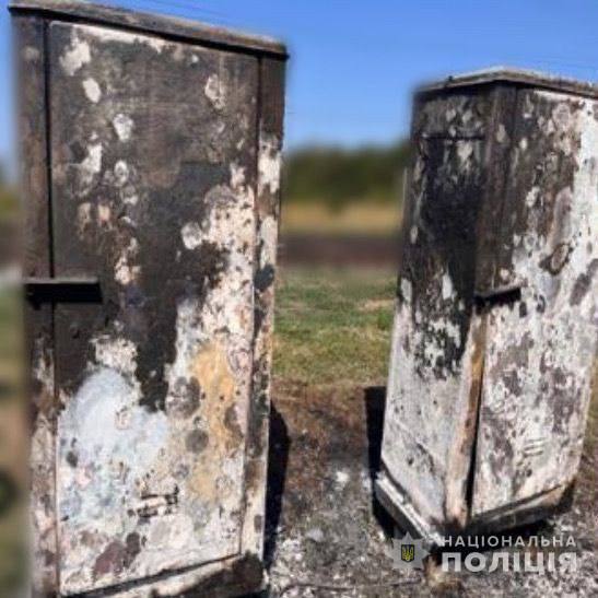 В Одесской области три парня по заказу спецслужб РФ поджигали объекты Укрзализныци.