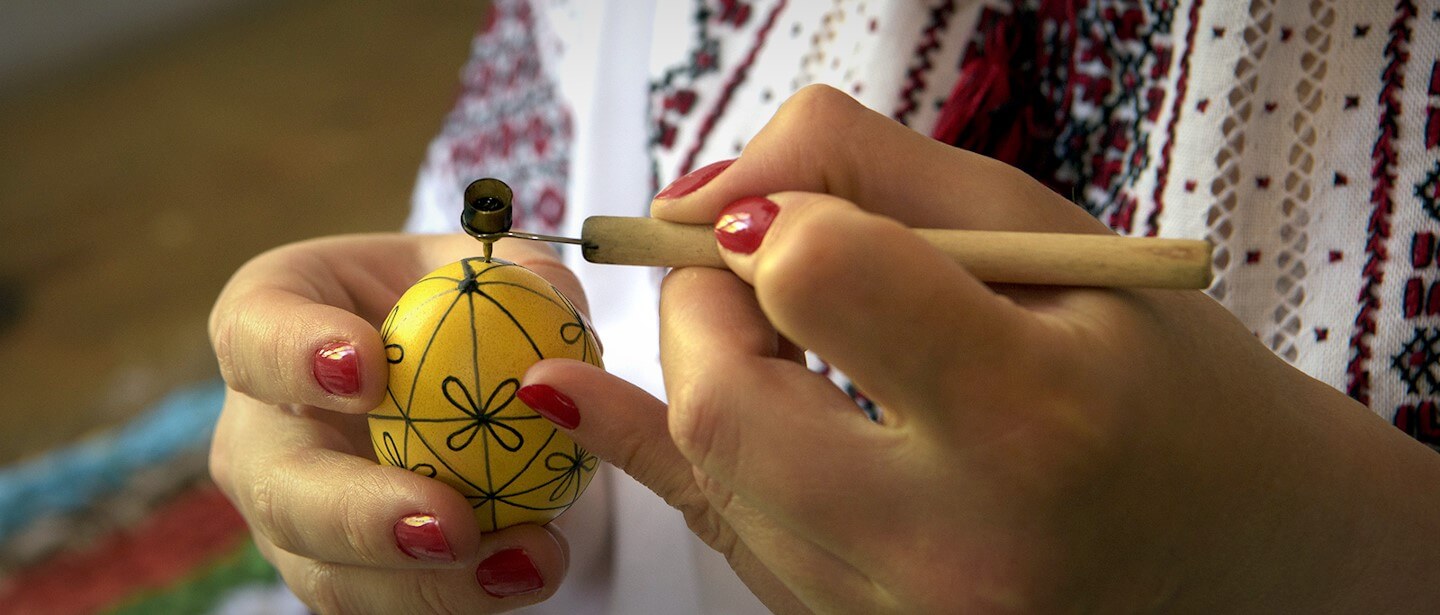 Мастер-класс по росписи писанок для детей и взрослых.