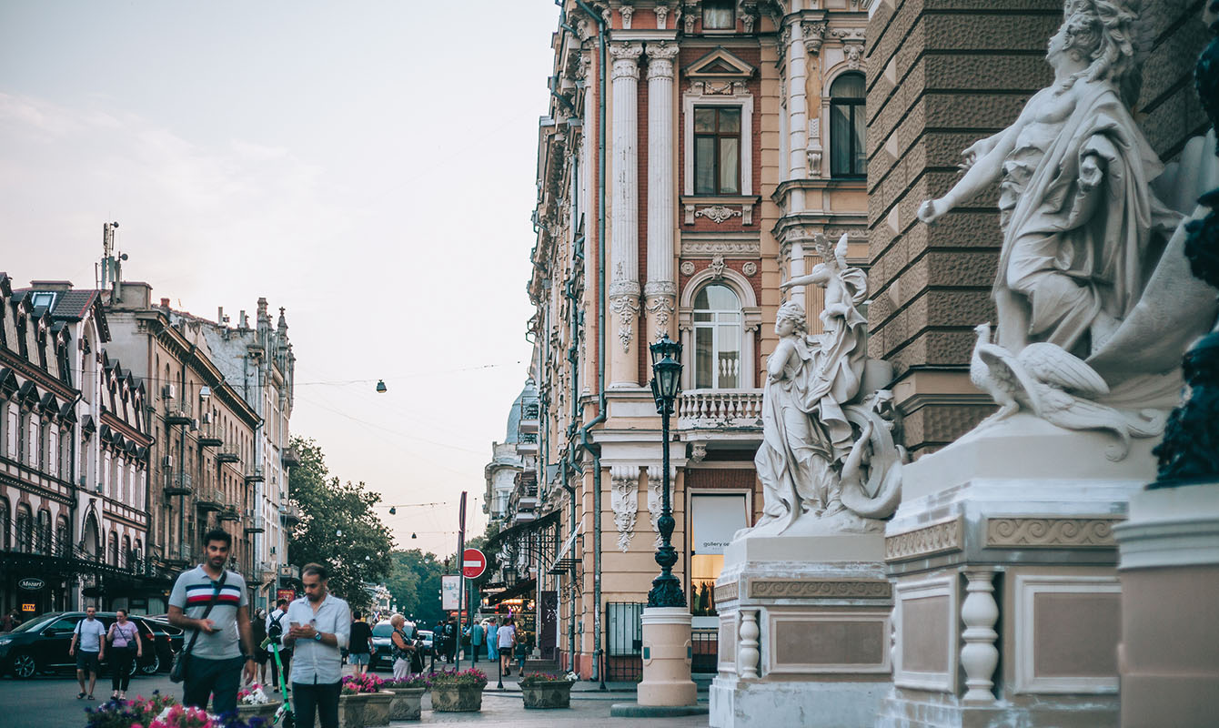 Презентация выставки "Моя Одесса" Бориса Чистякова.