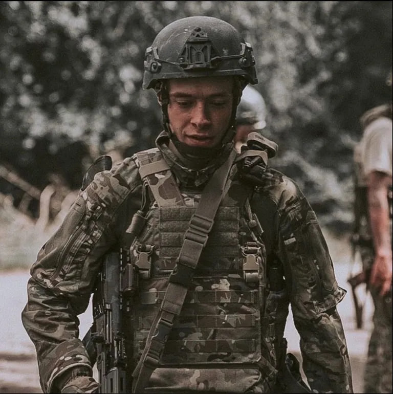 Хто такий Дмитро Лесич?