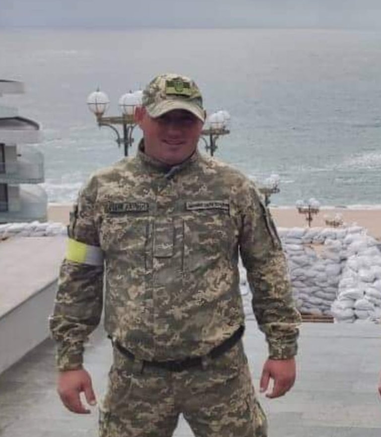 На російсько-українській війні загинув мешканець Одеської області Руслан Федік.