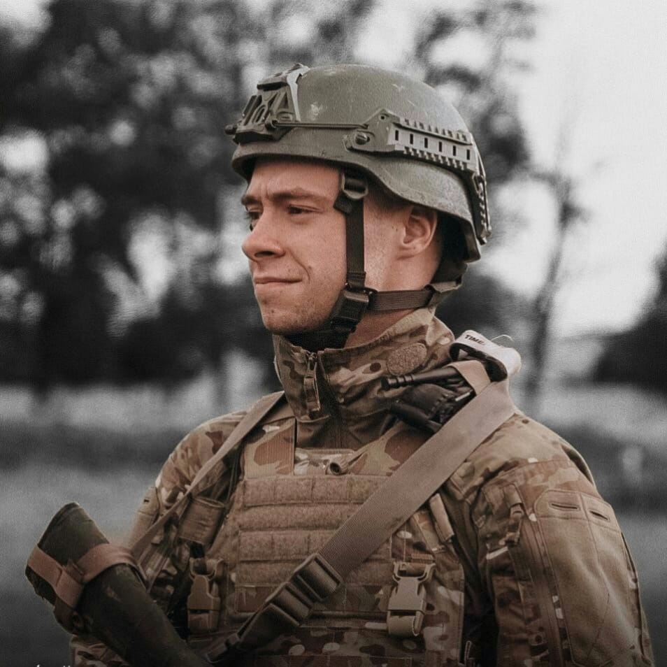 Лесич Дмитро.