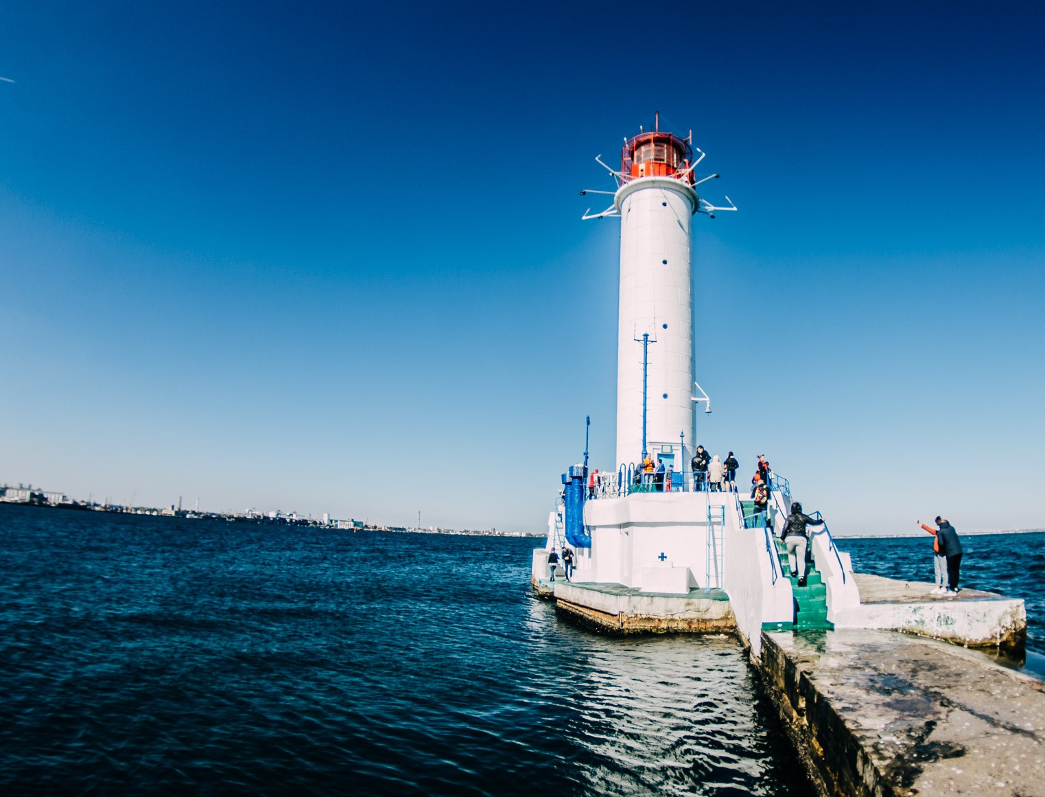 Воронцовский маяк. Фото: Лоция