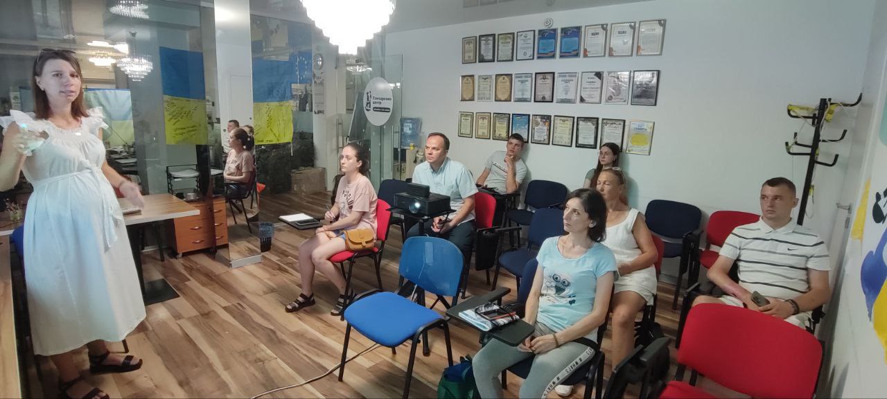 Мероприятия в Гончаренко-центре: английский, кулинарный мастер-класс и украинский разговорный клуб.