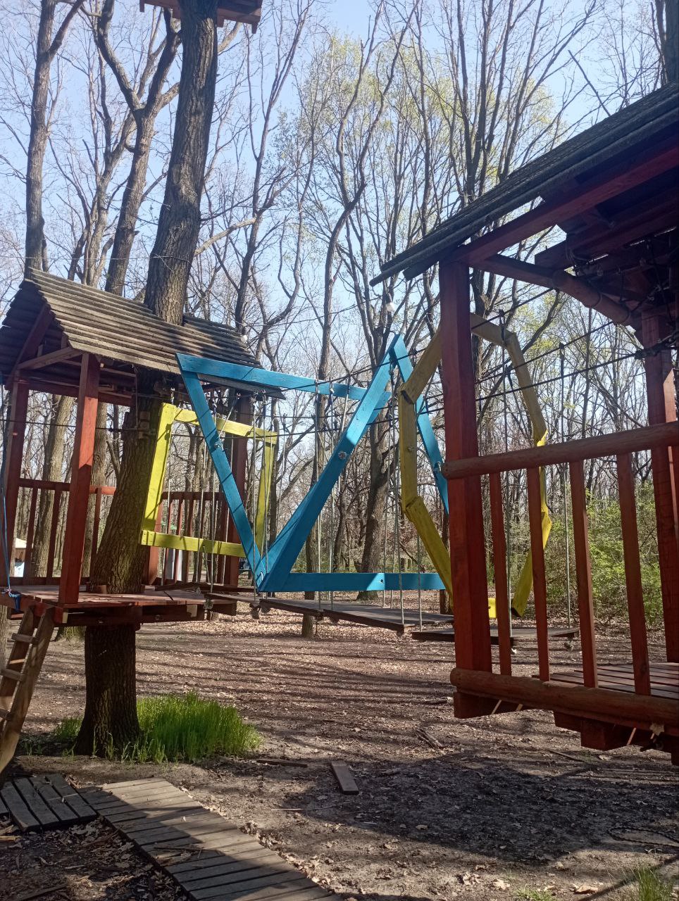 Family Park на 411 батареї.