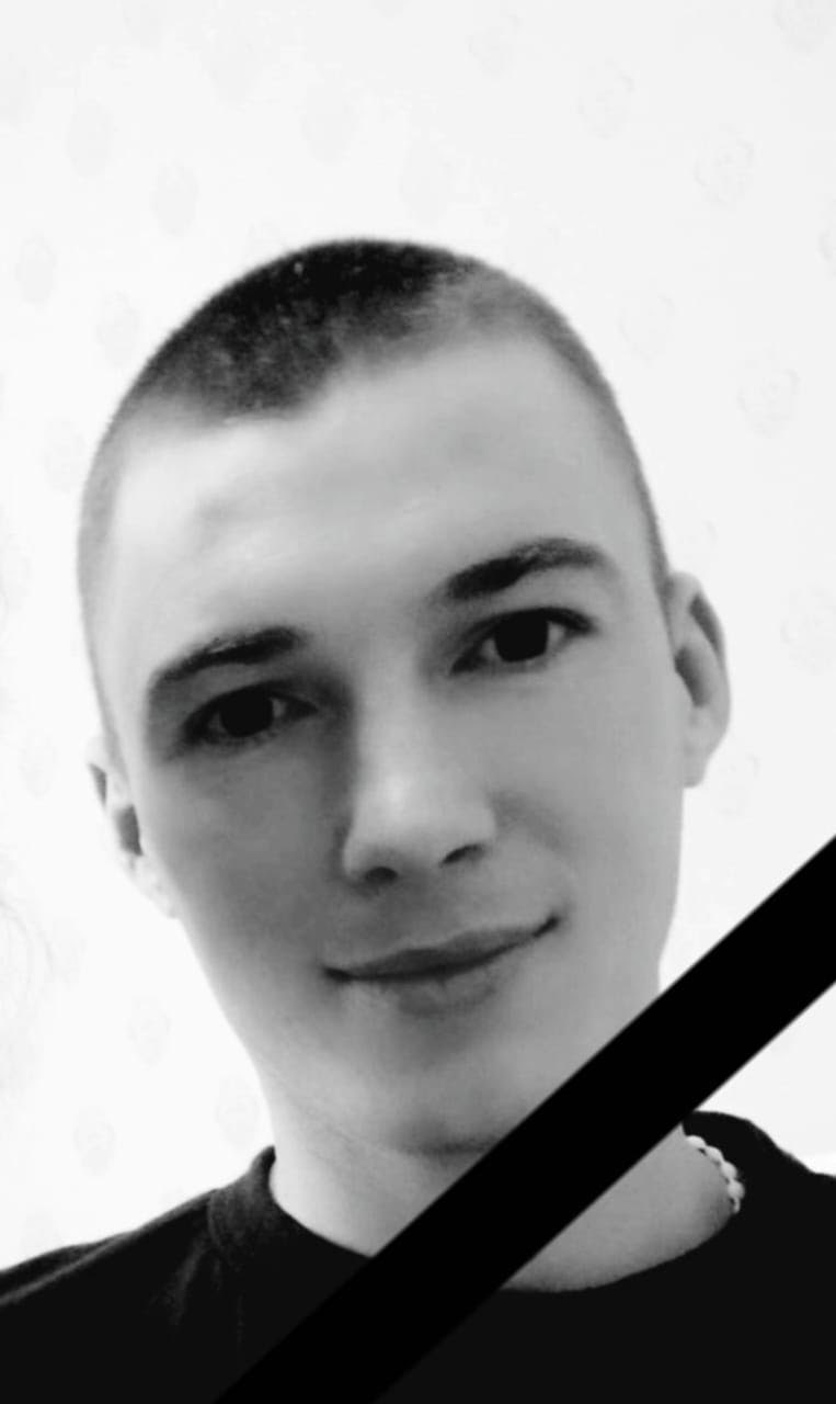 Іван Ніколаєв.