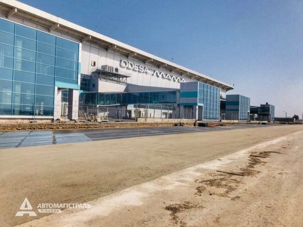 В Одесском аэропорту продолжается реконструкция