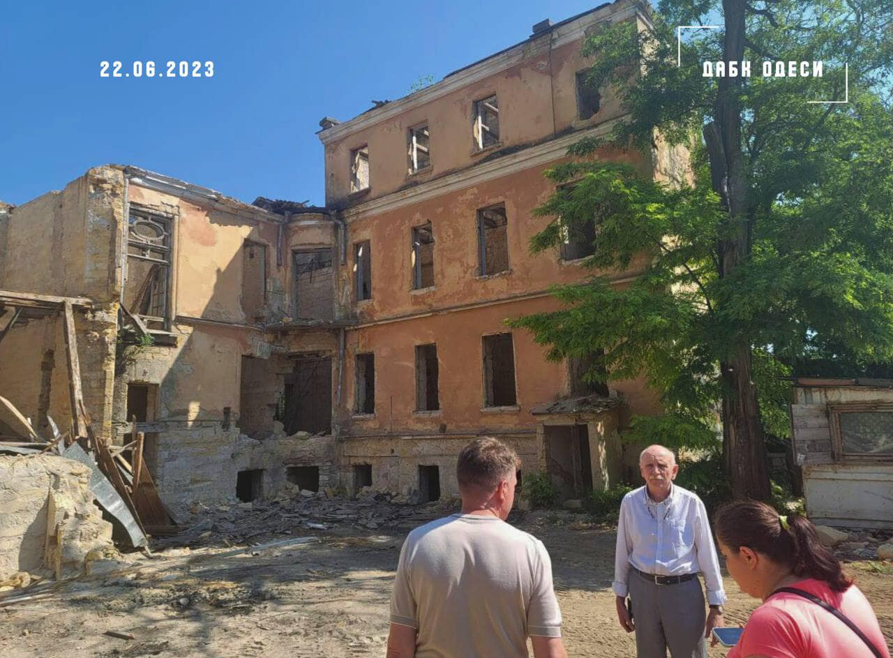 Снос памятника архитектуры в парке Шевченко: что это было.