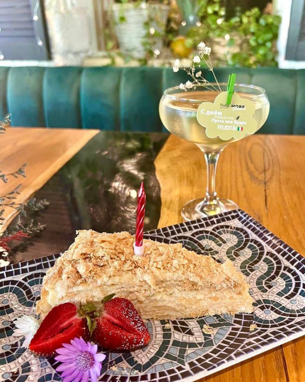 Italia and more prosecco.