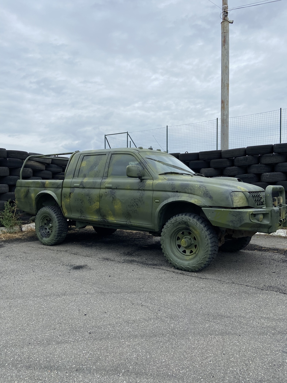 FAVBET прокачали первый автомобиль для ВСУ.