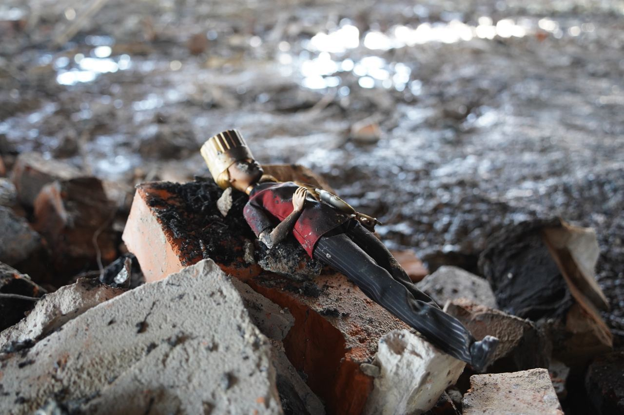 Как выглядит ТЦ "Амстор" после ракетного удара.